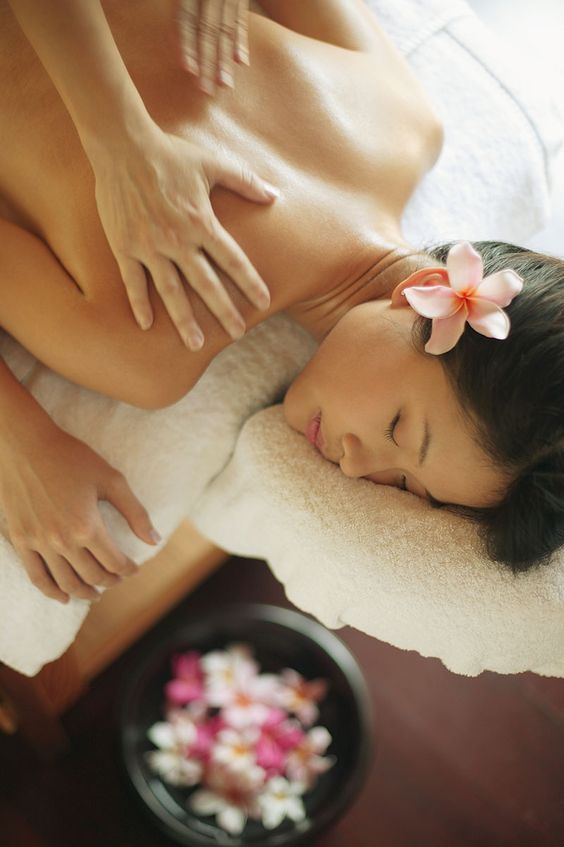 Deep tissue massage home service Dubai