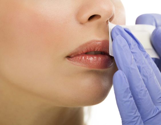 Upper lip / Lower lip threading home service Dubai